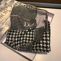 Dior迪奥 最新的专柜主打款千鸟格羊绒长巾