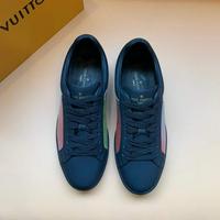 LV Louis Vuitton 路易威登 新款炫彩镭射5D变色龙运动板鞋