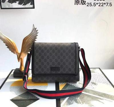 新款 2019 Gucci 古奇专柜同步男士翻盖单肩包斜挎包批发