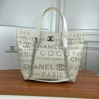 Chanel香奈儿铆钉钉镂空字母 链条包