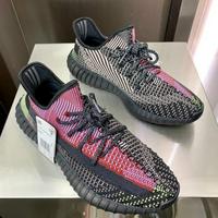 ADIDASYEEZYBOOSTV2YECHEILReflective冲破通例冲破性的配色情侣款