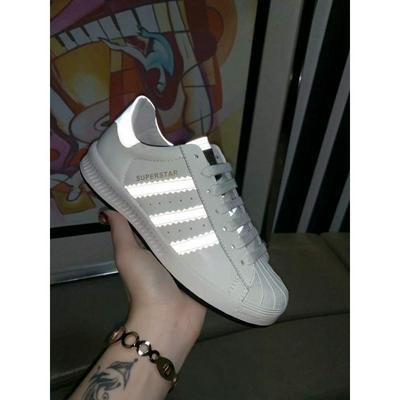 阿迪达斯Adidas三叶草黑白经典贝壳头 发光炫酷休闲女鞋批发