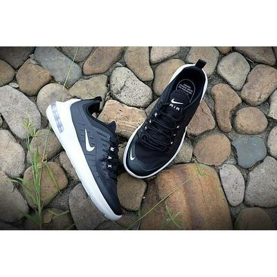 Nike AirMaxAxis黑白气垫运动跑步鞋批发