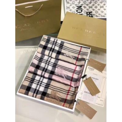 巴宝莉 Burberry2018最新款批发