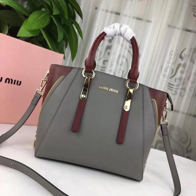 ️新品-经典的MiuMiu 手袋批发