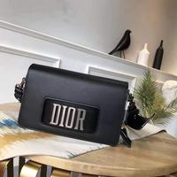 Dior 迪奥 经典之作牛皮翻盖式手提包