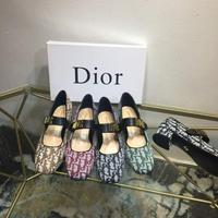 迪奥Dior 早春新款官网同步更新小圆头平底