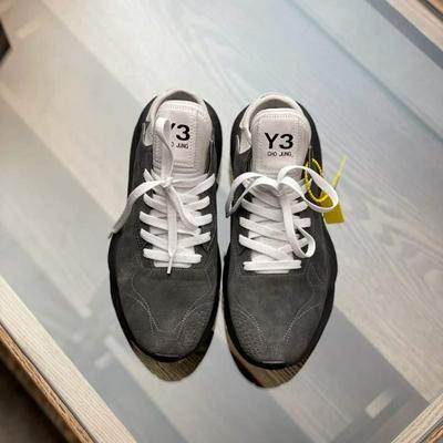 Y-3 潮男鞋香港专柜最新推出中高帮系带休闲鞋批发