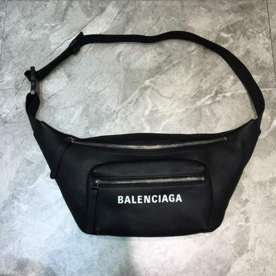 Balenciaga 巴黎世家 专柜同步更新斜挎胸包腰包批发