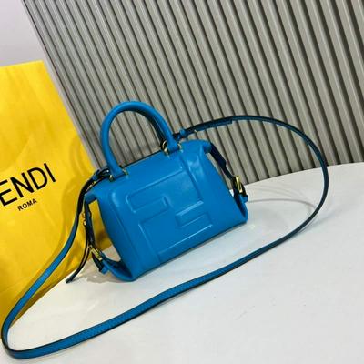 Fendi 芬迪 立方体形 迷你手袋批发