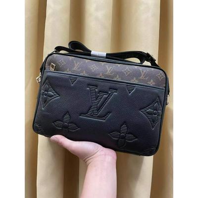 LV Louis Vuitton 路易威登 火爆斜挎包 意大利进口牛皮顶级货批发