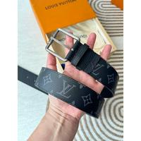 LV Louis Vuitton 路易威登 原单品质 双面使用腰带