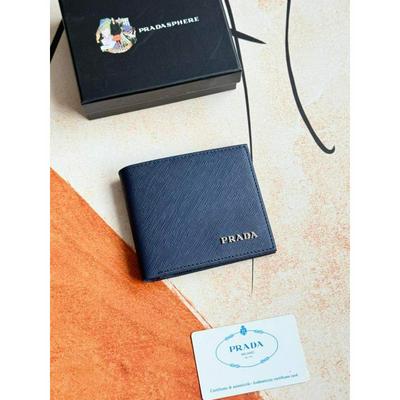 Prada 普拉达 男士短款钱夹专柜最新款式官网批发