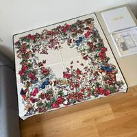 Dior 迪奥新款方巾Dior花卉方巾