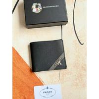Prada 普拉达 男士短款钱夹专柜最新款式官网同步