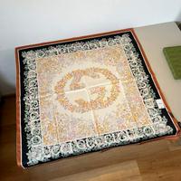 GUCCI 古驰  经典方巾互扣式双G花卉