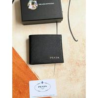 Prada 普拉达 男士短款钱夹专柜最新款式官网同步