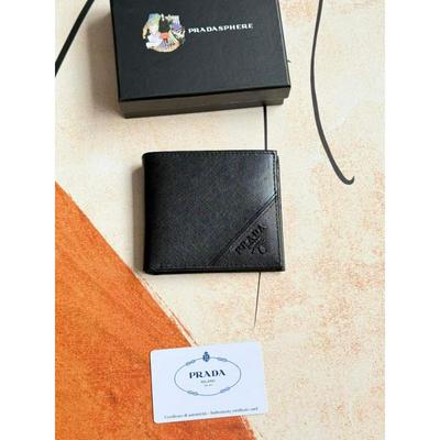 Prada 普拉达 男士短款钱夹专柜最新款式官网同步批发