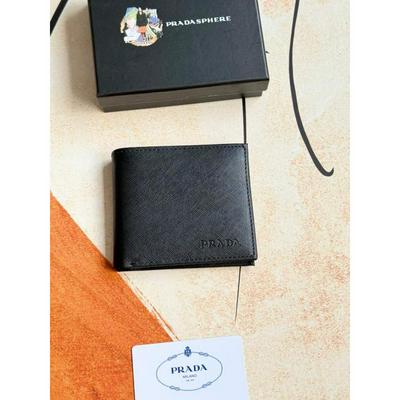Prada 普拉达 男士短款钱夹专柜最新款式官网同步批发