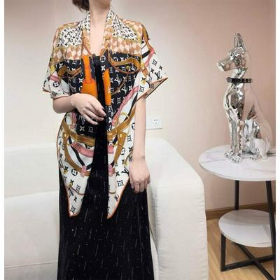 FlowerAndStraps以瞩目笔触彰显批发