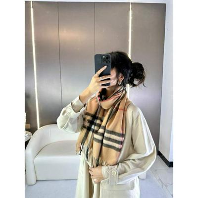 2025巴宝莉福利款到货 刺绣战马采用内蒙古顶级羊绒批发