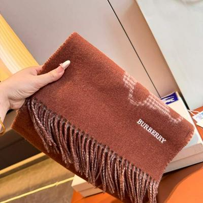 Burberry年度最新款泰迪熊系列羊绒围批发