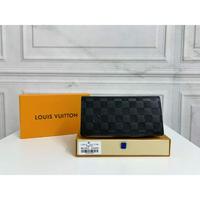 LV Louis Vuitton 路易威登 压格这款用Monogram制作