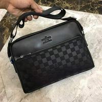 LV Louis Vuitton 路易威登 推出火爆斜挎包意大利进口牛皮顶级货精钢五金