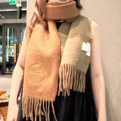 Hermes 爱马仕 双面围巾 好看的要疯掉了太有型批发