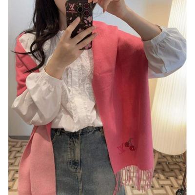 LV 樱桃围巾 好看的要疯掉了太有型太有魅力了批发