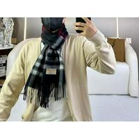 2025巴宝莉福利款到货 刺绣战马采用内蒙古顶级羊绒